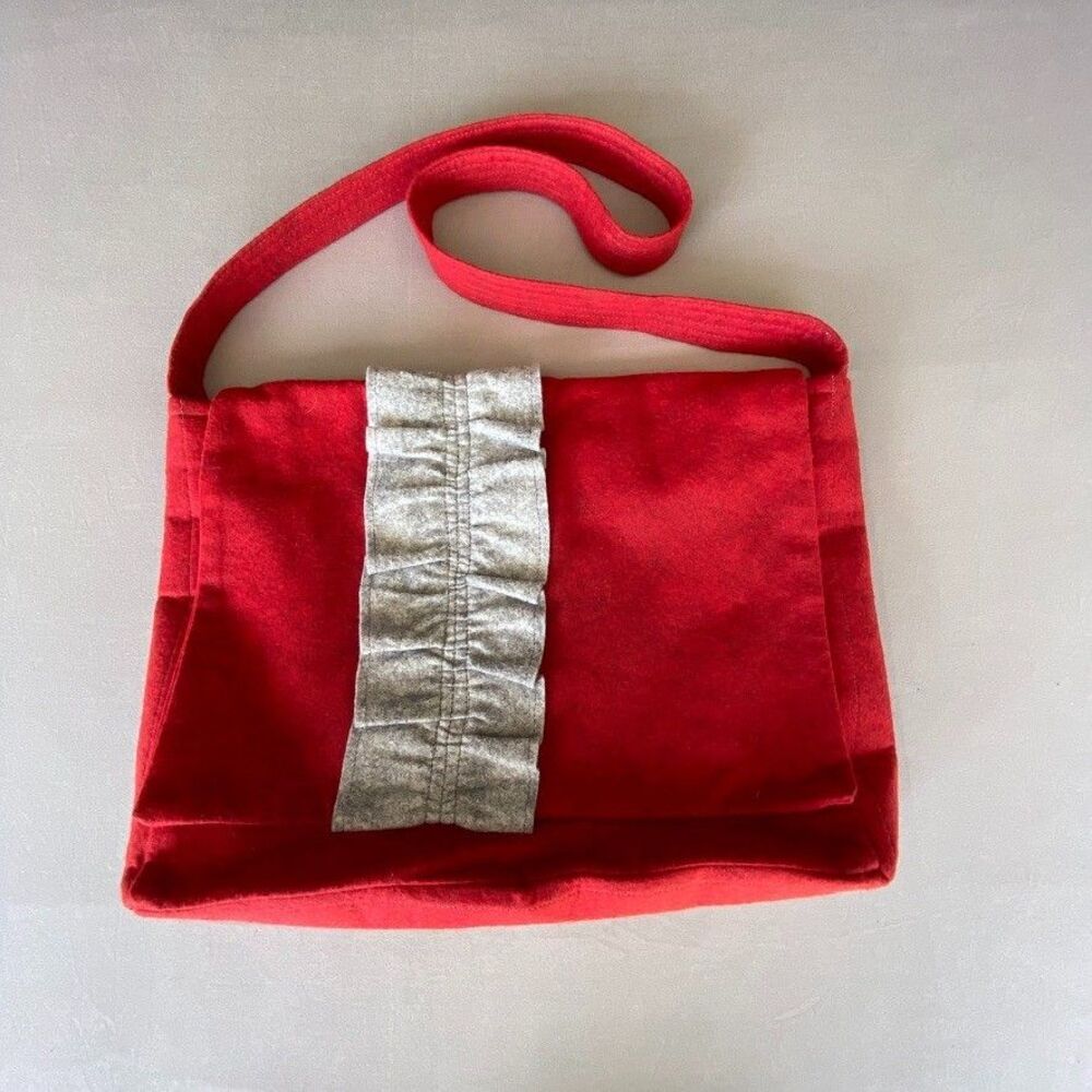 Simply Carol Red Felt Messenger Tote Bag Gray Ruffle Teacher Work Laptop Bag